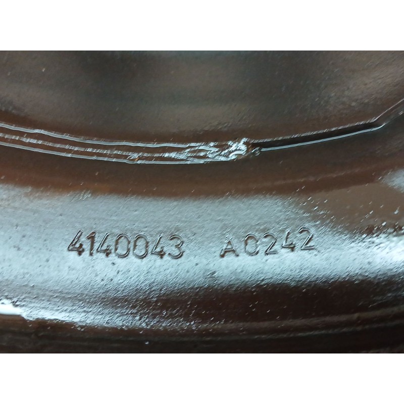 Recambio de llanta para toyota aygo (_b1_) 1.0 (kgb10_) referencia OEM IAM 4140043A0241 - Blanco 2