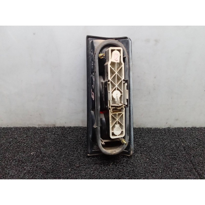 Recambio de piloto trasero izquierdo para renault rapid/express (f40) 1.4 familiar (f402/40m) referencia OEM IAM - Blanco 2