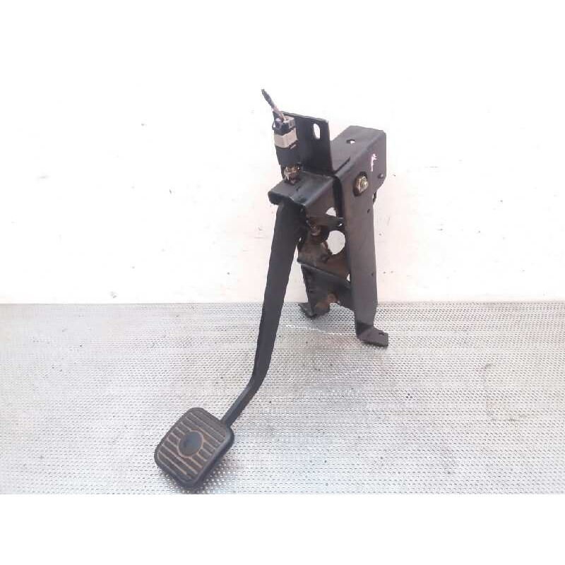 Recambio de pedal embrague para nissan atleon 110 referencia OEM IAM   