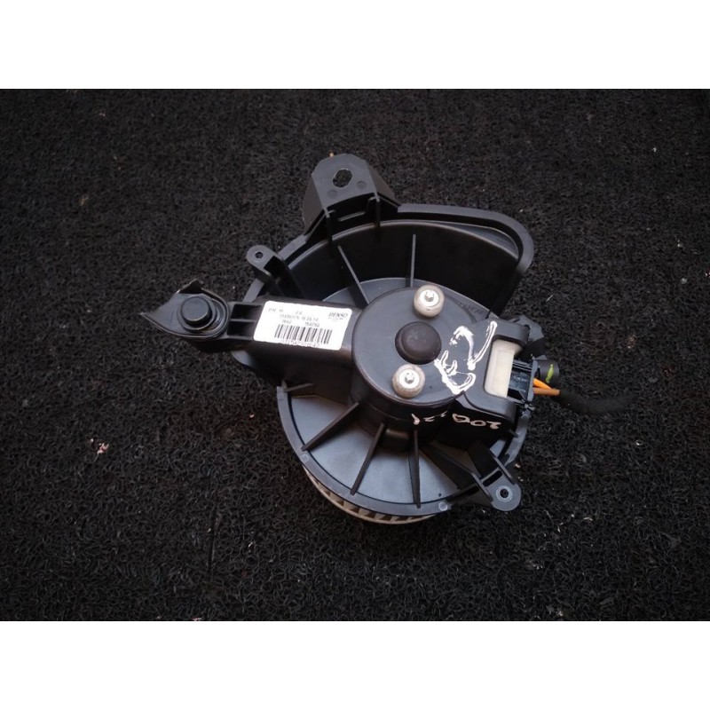 Recambio de motor calefaccion para opel corsa e selective referencia OEM IAM 13335075 - Blanco 4