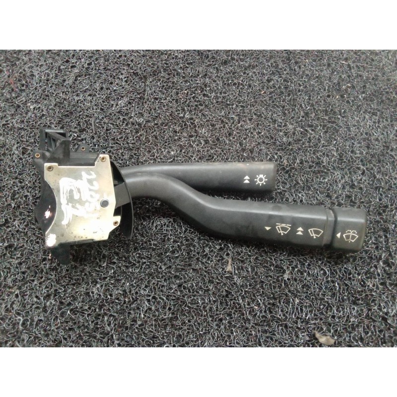 Recambio de mando limpia para ford transit, caja cerr. largo 95 ft 190 2.5 referencia OEM IAM 95VB11K665AA  