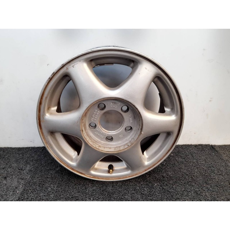 Recambio de llanta para opel sintra gls referencia OEM IAM 9592467  