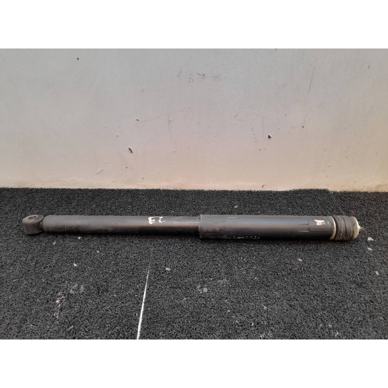 Recambio de amortiguador trasero derecho para suzuki sx4 rw (ey) glx referencia OEM IAM 4180079J52  