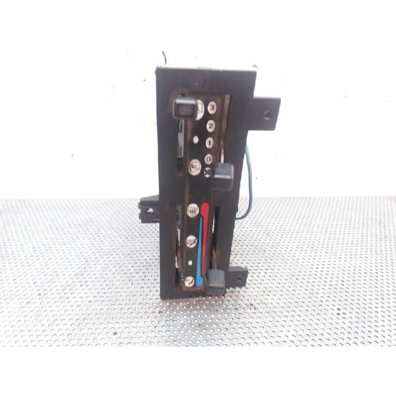 Recambio de mando calefaccion / aire acondicionado para nissan atleon 110 referencia OEM IAM 810421263F  