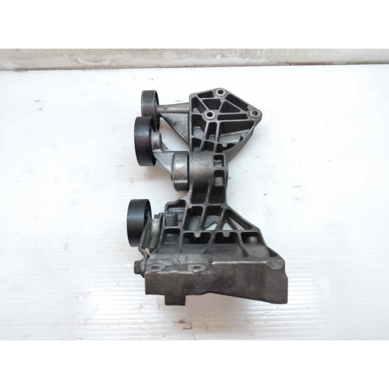 Recambio de soporte alternador para mercedes-benz clase a (w169) a 180 cdi (169.007) referencia OEM IAM A6402021040 2
