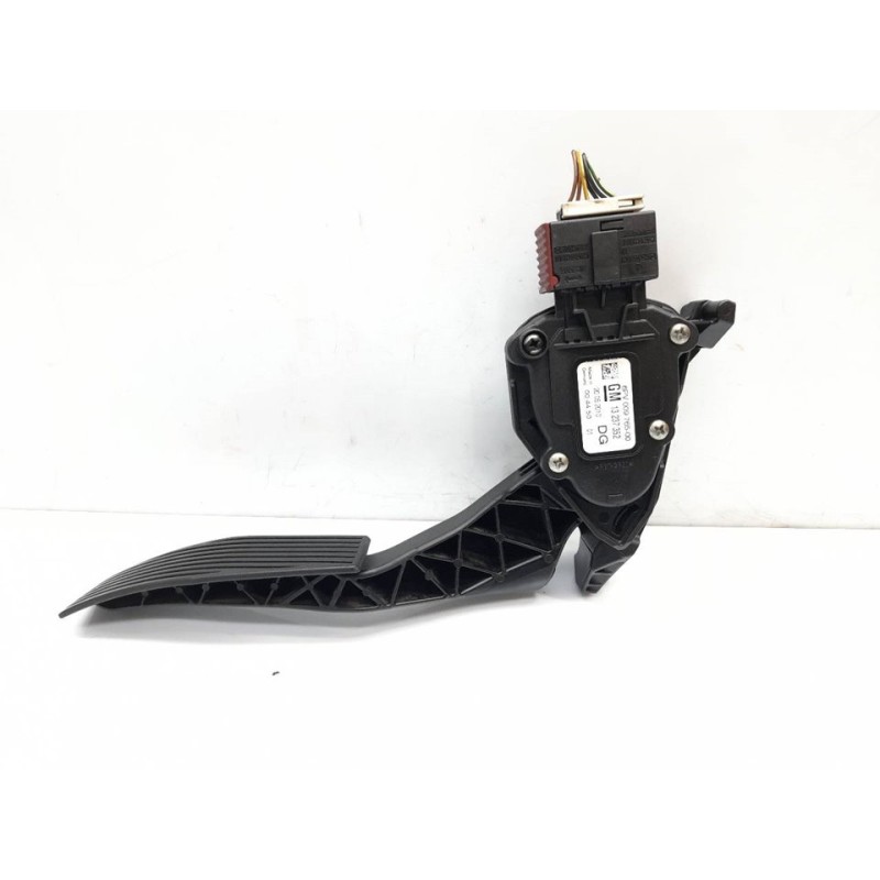 Recambio de potenciometro pedal para opel insignia berlina cosmo referencia OEM IAM 13237352 6PV00976500 - Negro 2