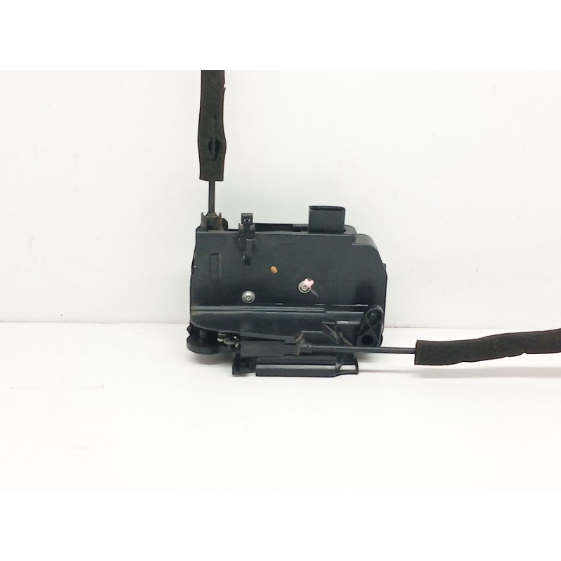 Recambio de cerradura puerta delantera izquierda para iveco daily furgon fg h3 batalla 3520 l 35 s ... v referencia OEM IAM - Blanco