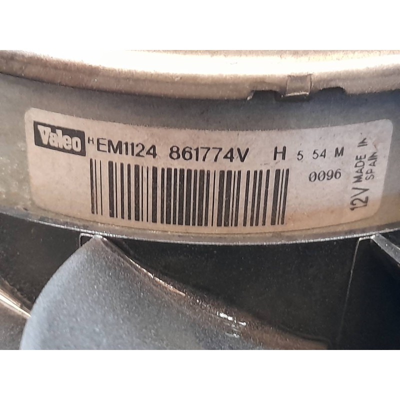 Recambio de electroventilador para chrysler voyager (rg) 2.5 crd se referencia OEM IAM FC1031866615E 861774V VALEO 3