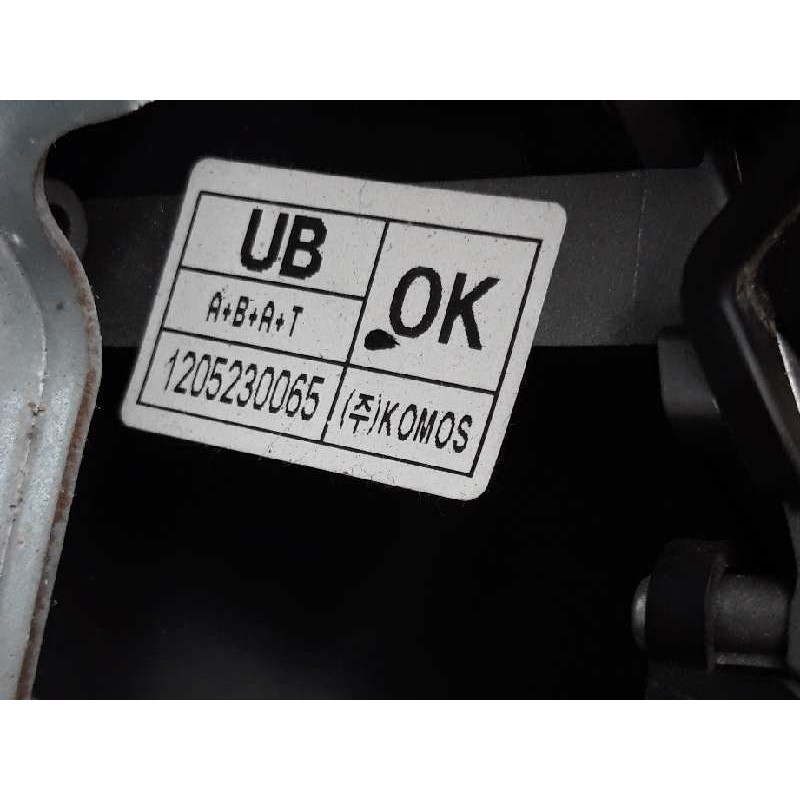 Recambio de volante para kia rio concept referencia OEM IAM 125230065 - Blanco 3