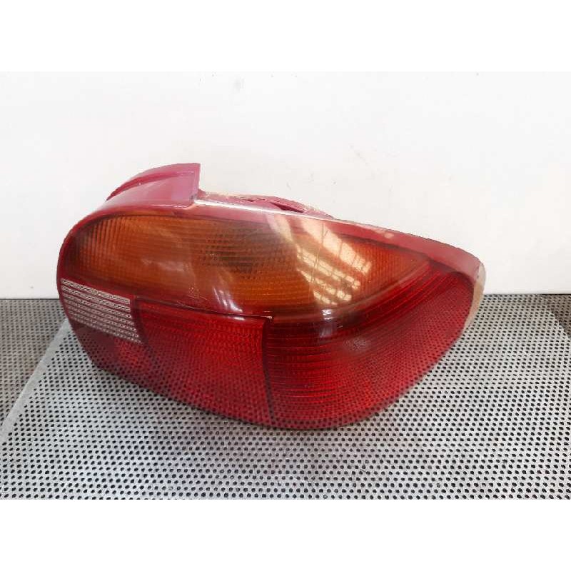 Recambio de piloto trasero derecho para ford mondeo berlina/familiar (fd) clx berlina referencia OEM IAM - Rojo 4