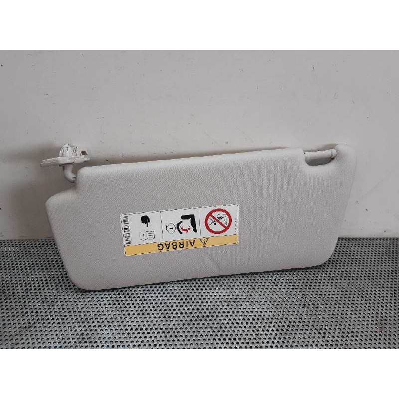 Recambio de parasol derecho para mercedes-benz clase gla (w156) gla 180 (156.942) referencia OEM IAM - Blanco 2
