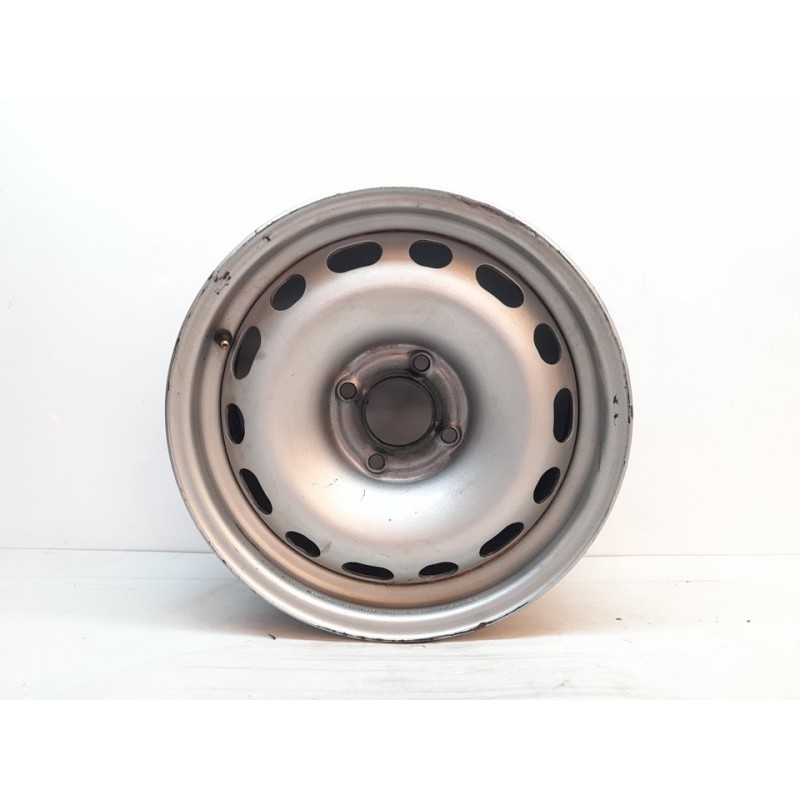 Recambio de llanta para citroën berlingo cuadro l1 referencia OEM IAM 10584PS  