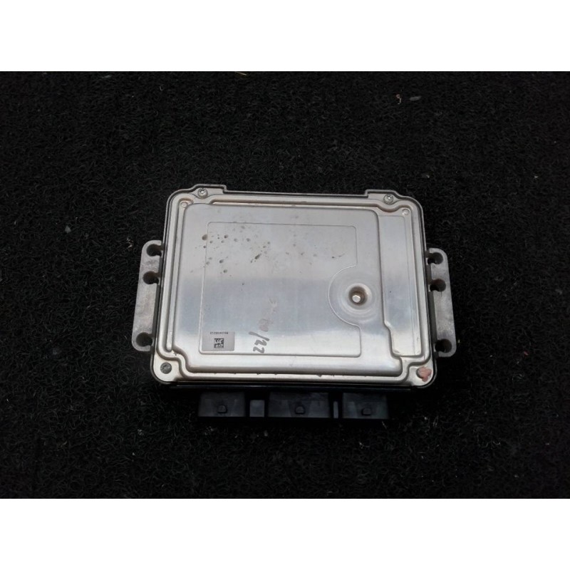 Recambio de centralita motor uce para peugeot 207 sw sport referencia OEM IAM 0281013872 9664843780 BOSCH 2