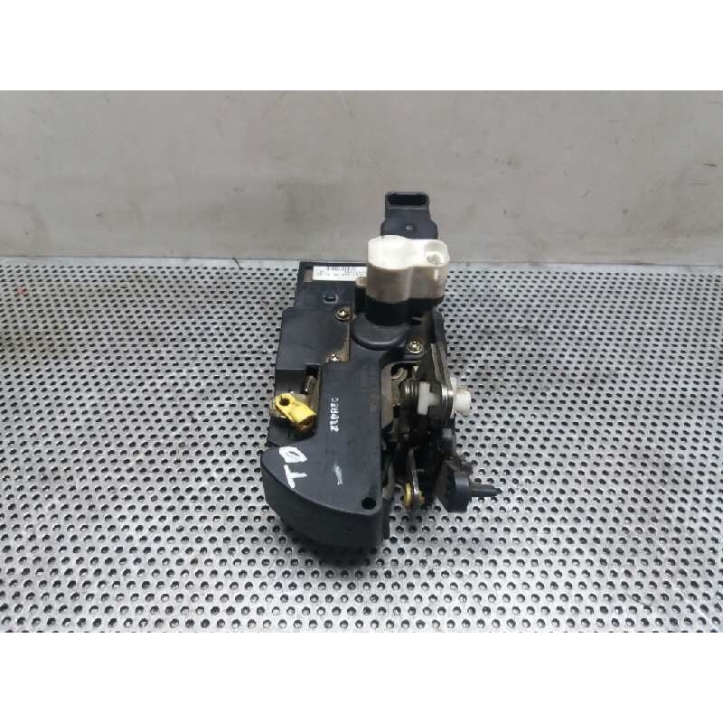 Recambio de cerradura puerta trasera derecha para opel frontera b limited referencia OEM IAM 5