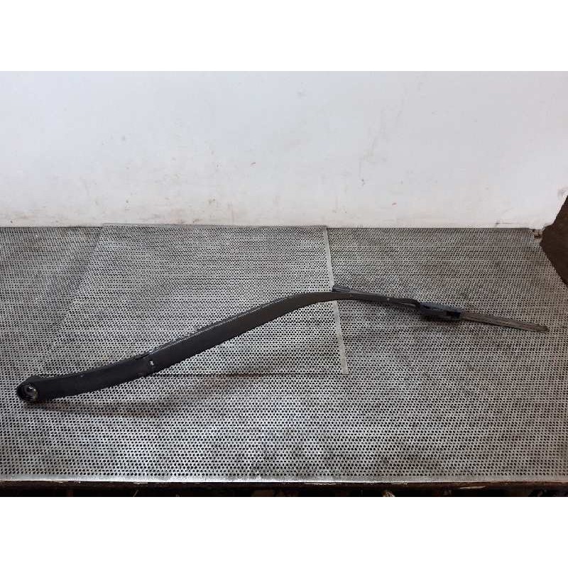 Recambio de brazo limpia delantero derecho para kia rio concept referencia OEM IAM   