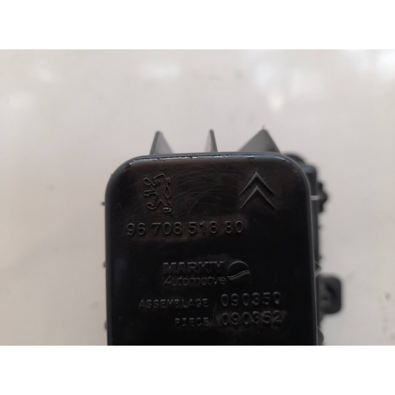 Recambio de filtro aire para citroën c-elysée shine referencia OEM IAM 9670851880 - Negro 3