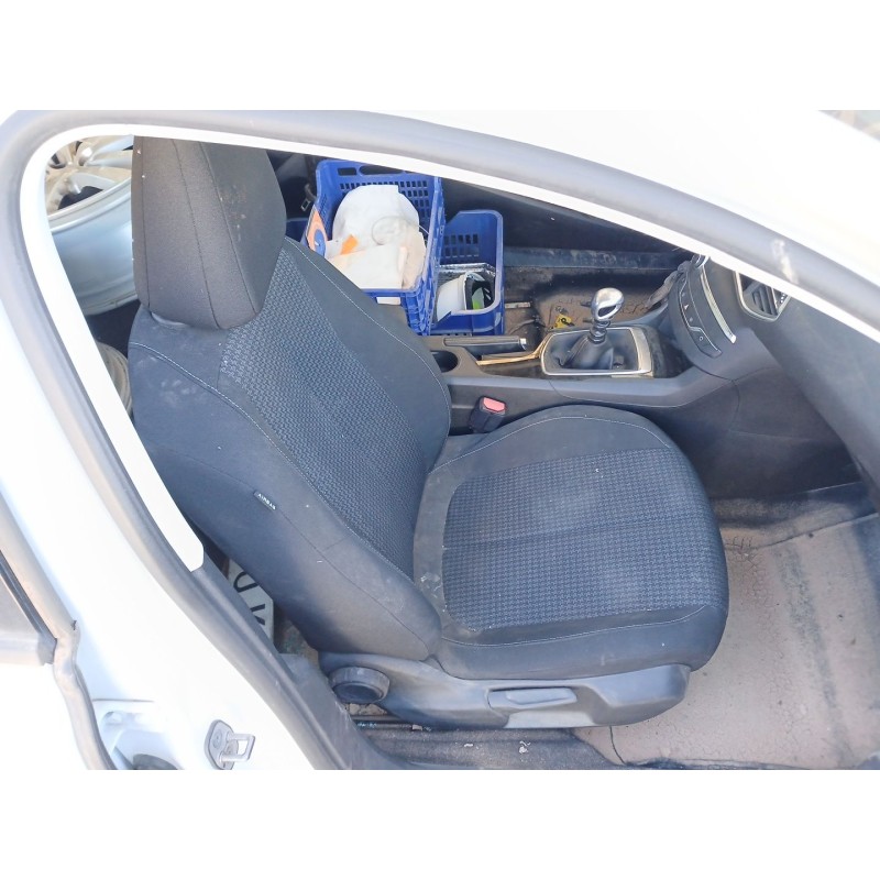 Recambio de asiento delantero derecho para peugeot 308 ii (lb_, lp_, lw_, lh_, l3_) 1.2 thp 130 referencia OEM IAM - Blanco