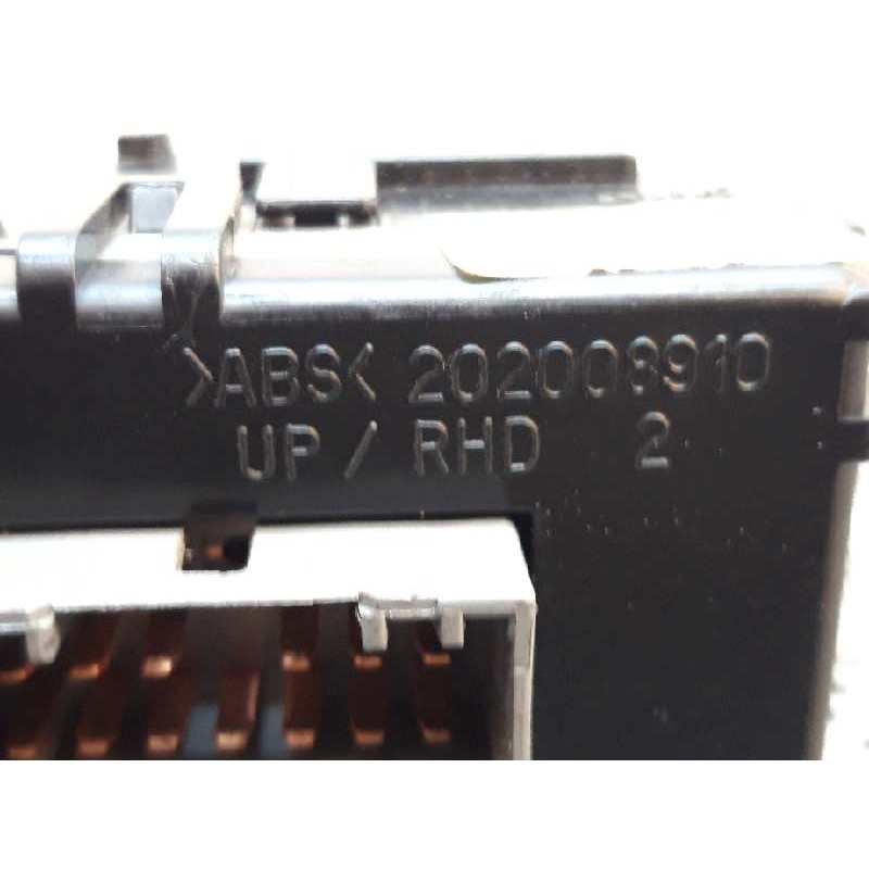Recambio de mando limpia para kia rio concept referencia OEM IAM 202008910 - Blanco 2