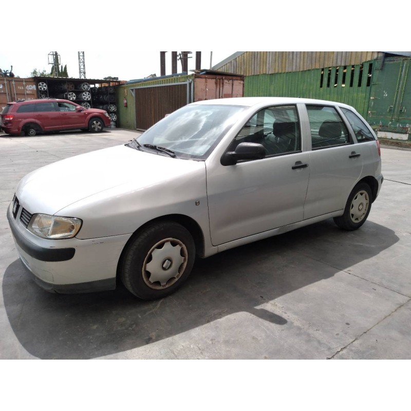 seat ibiza (6k1) del año 2000