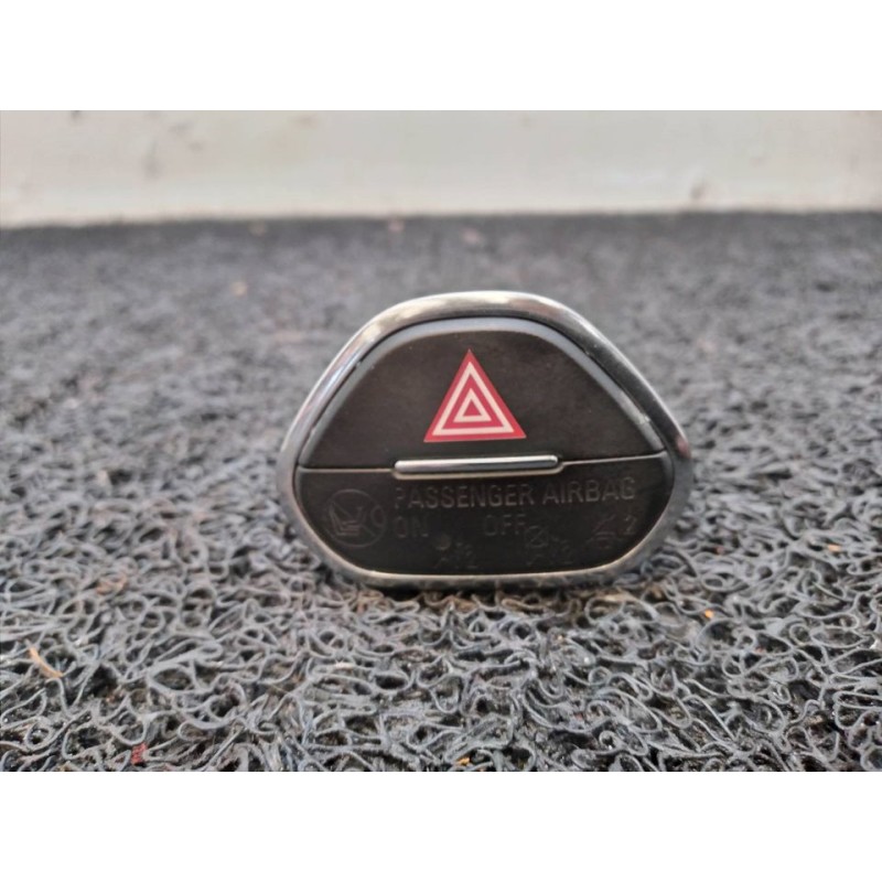 Recambio de warning para opel corsa e selective referencia OEM IAM 39419275 10340301 