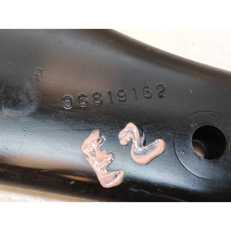 Recambio de brazo suspension delantero derecho para chevrolet captiva 2.0 vcdi ltx referencia OEM IAM 96819162 2