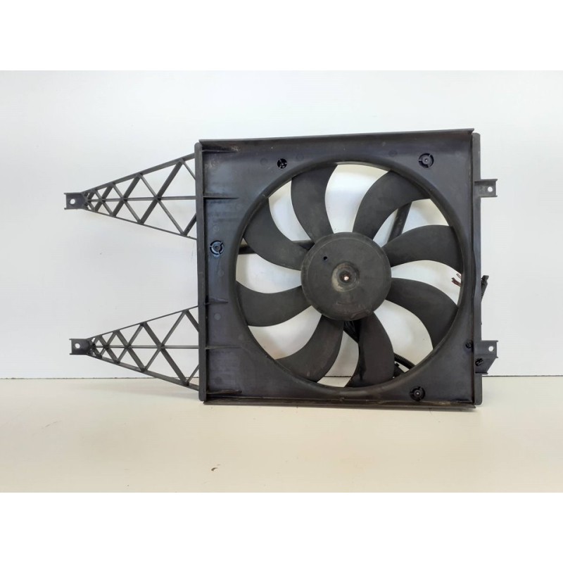 Recambio de electroventilador para seat ibiza (6l1) signo referencia OEM IAM 6Q0121207H  