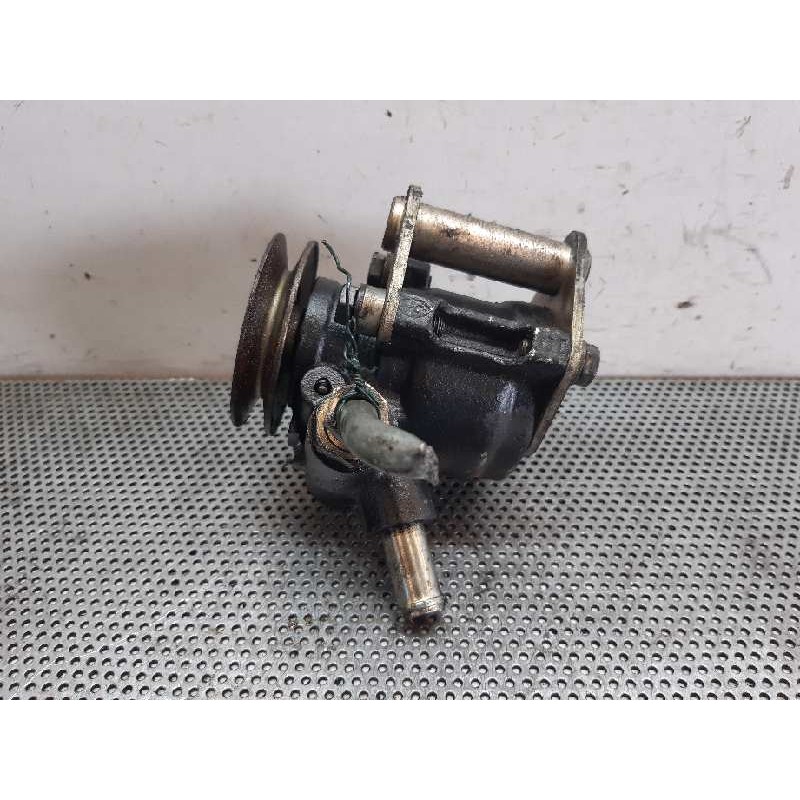 Recambio de bomba direccion para peugeot 405 berlina 1.9 turbodiesel cat referencia OEM IAM 7849701 41861 