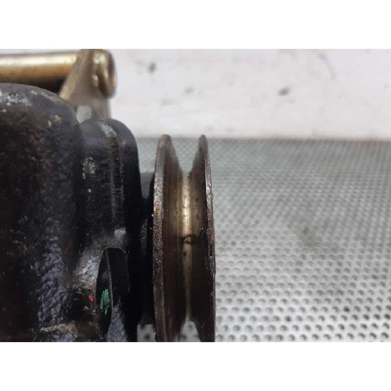 Recambio de bomba direccion para peugeot 405 berlina 1.9 turbodiesel cat referencia OEM IAM 7849701 41861 2
