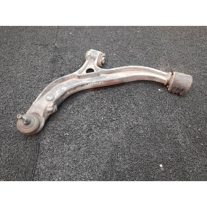 Recambio de brazo suspension inferior delantero izquierdo para chrysler voyager (rg) 2.5 crd se referencia OEM IAM 04694973AA  