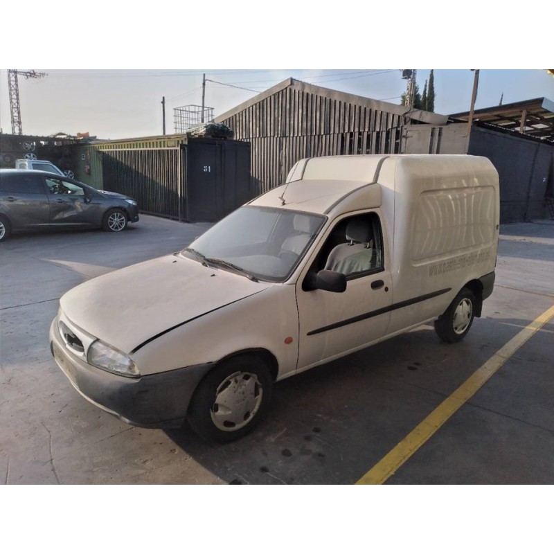 ford fiesta courier del año 1997