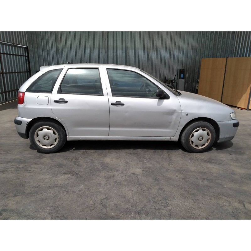 seat ibiza (6k1) del año 2000