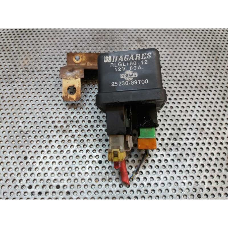 Recambio de rele para nissan cabstar e 3.0 td referencia OEM IAM 2523069T00  