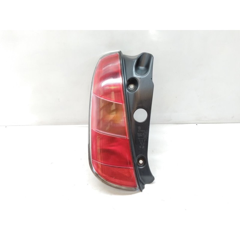 Recambio de piloto trasero izquierdo para lancia ypsilon (101) 1.2 16v argento referencia OEM IAM   