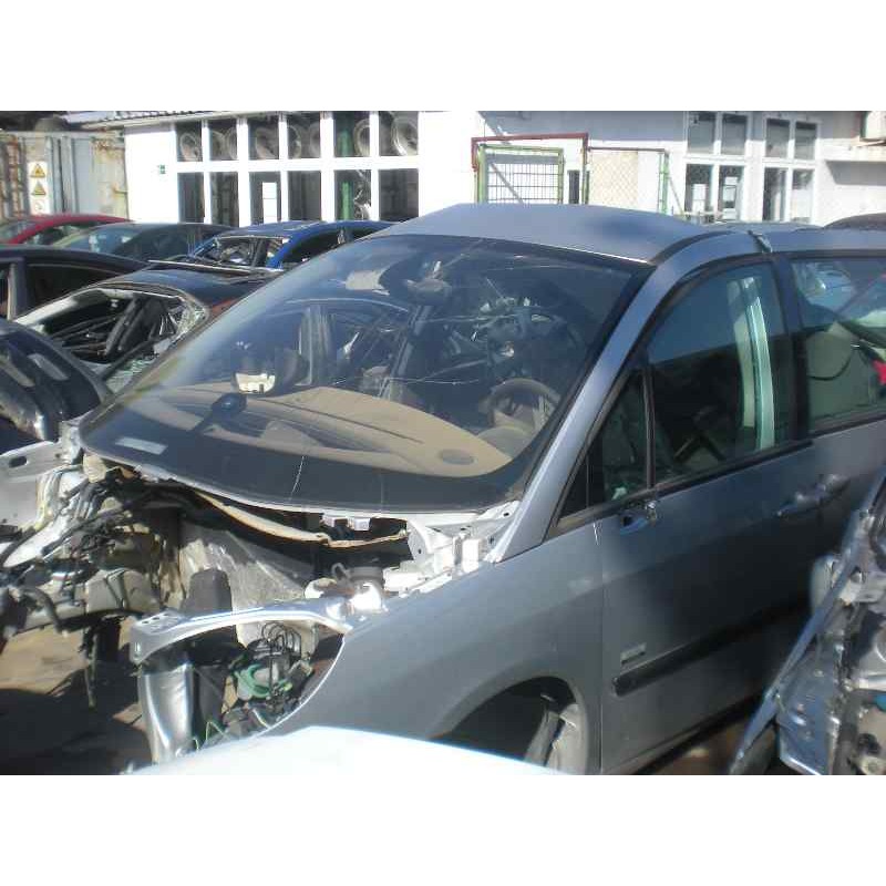 peugeot 807 del año 2006