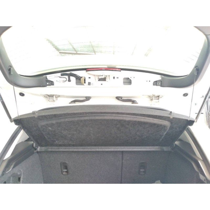 Recambio de bandeja trasera para mazda 3 lim. (bl) active referencia OEM IAM BBN968310 - Blanco 5