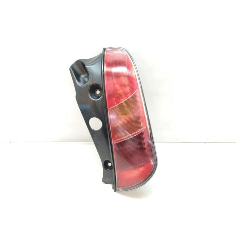 Recambio de piloto trasero derecho para lancia ypsilon (101) 1.2 16v argento referencia OEM IAM   