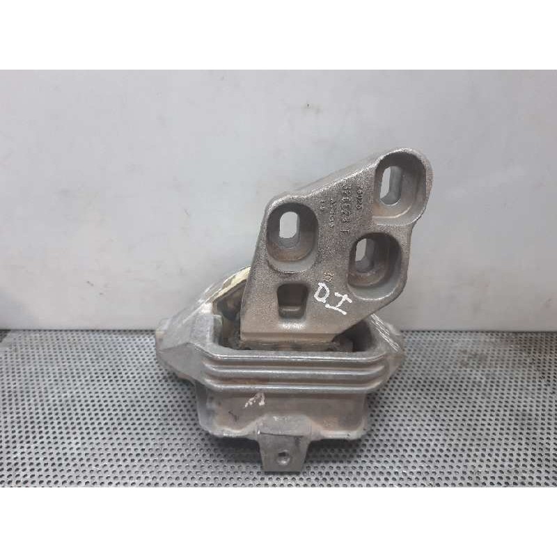 Recambio de soporte cambio para mercedes-benz clase gla (w156) gla 180 (156.942) referencia OEM IAM A2462400217  