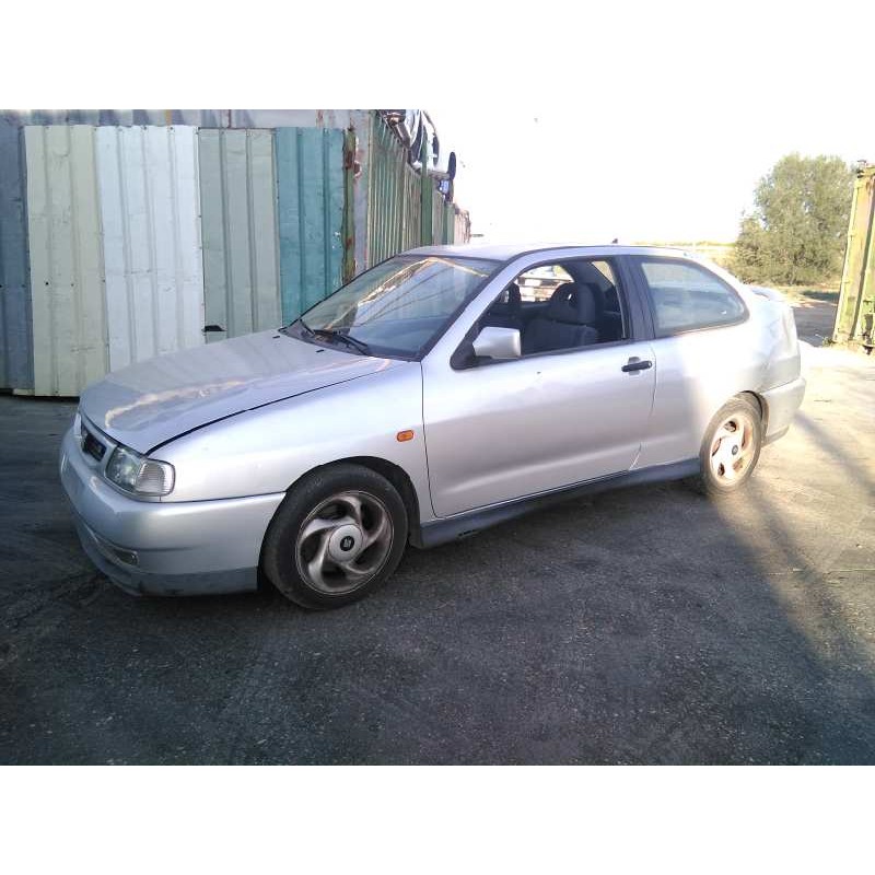 seat cordoba berlina (6k2) del año 1999