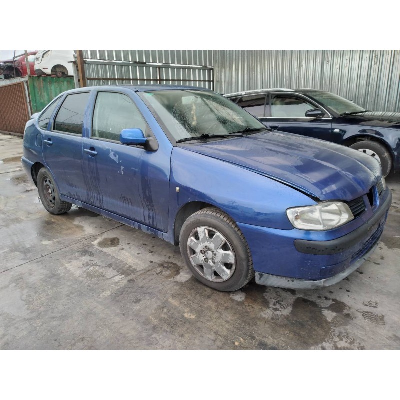 seat cordoba berlina (6k2) del año 2001