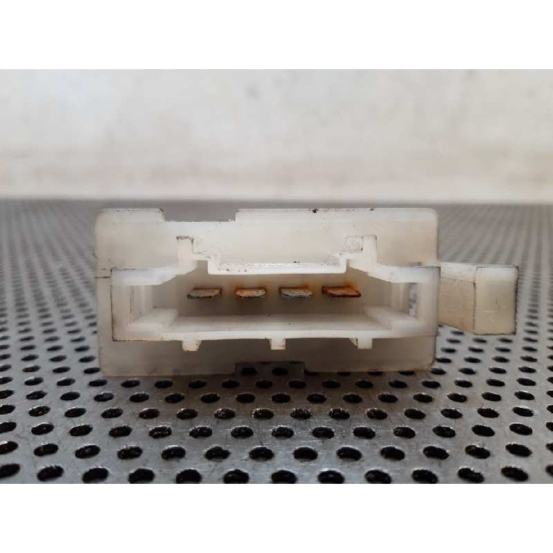 Recambio de resistencia calefaccion para opel corsa c first referencia OEM IAM   VALEO - Blanco 2
