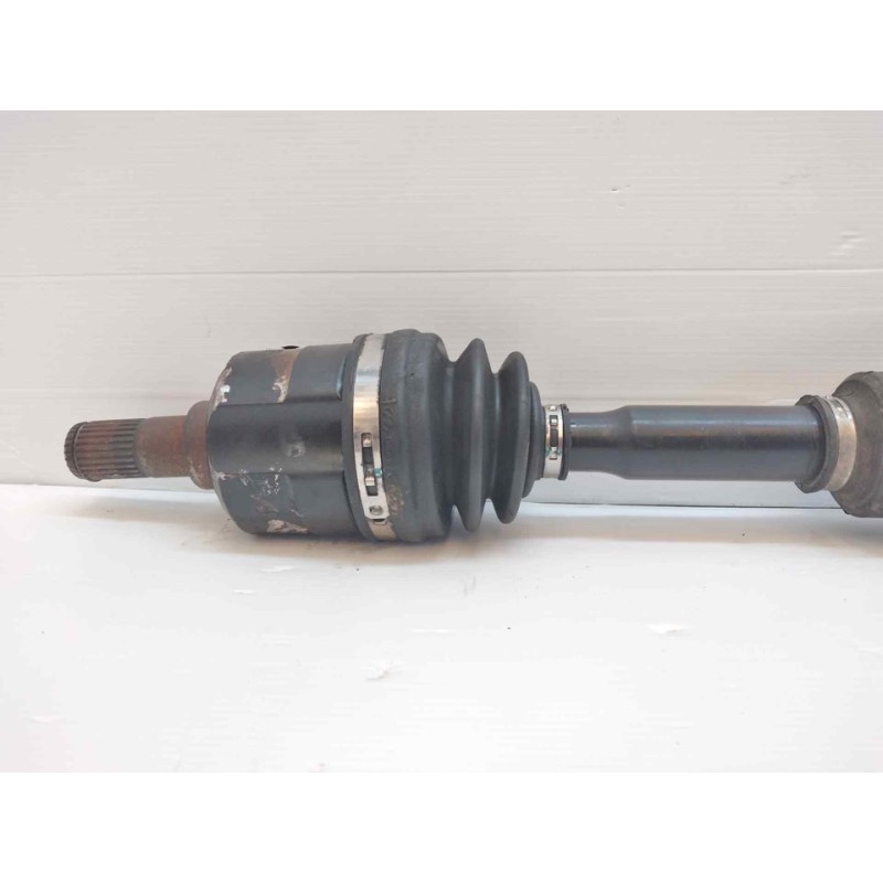Recambio de transmision delantera derecha para kia sportage drive 4x2 referencia OEM IAM 4