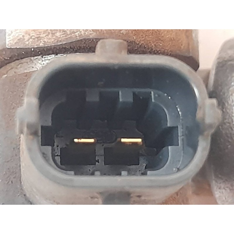 Recambio de inyector para fiat qubo (300) trekking referencia OEM IAM 0445110614 - Negro 3