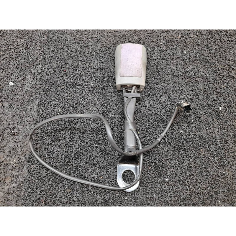 Recambio de enganche cinturon delantero izquierdo para chevrolet nubira wagon sx referencia OEM IAM - Negro 3