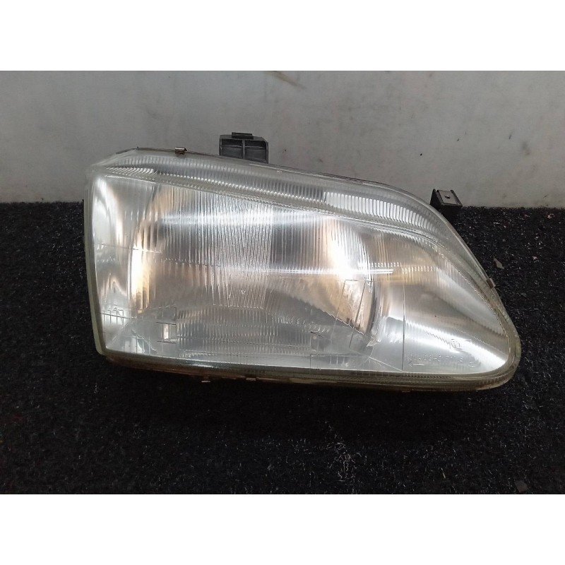 Recambio de faro derecho para renault megane i scenic (ja0) 1.6e alize referencia OEM IAM   
