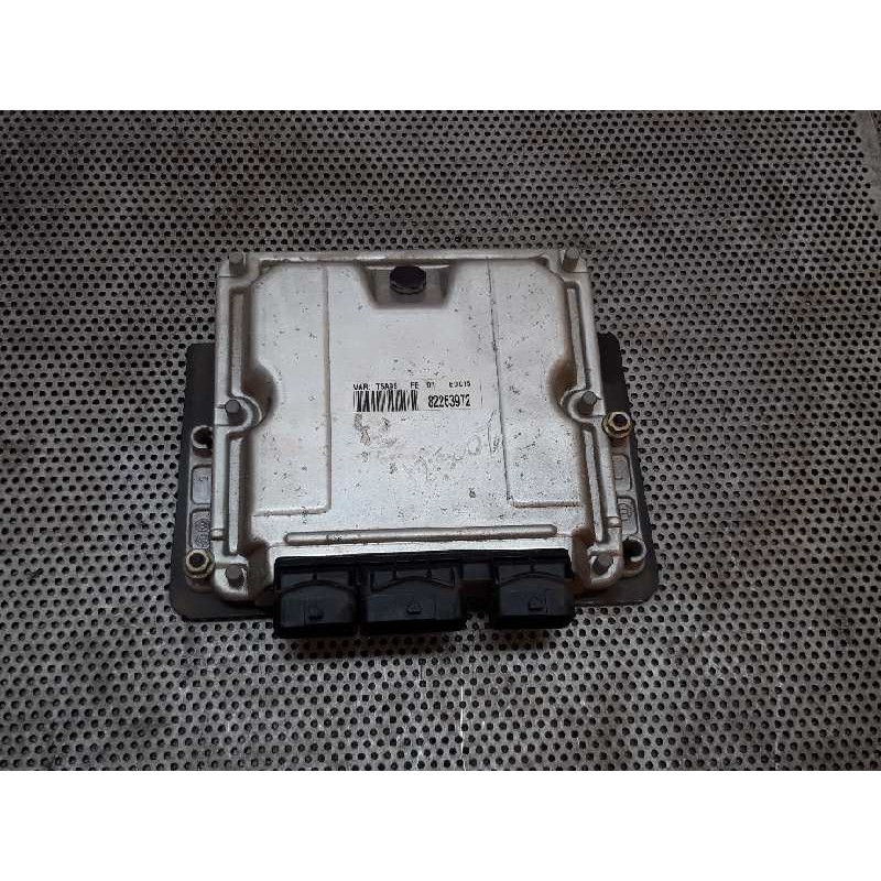 Recambio de centralita motor uce para peugeot 307 (s1) xs referencia OEM IAM 0281010779 9644606180 BOSCH