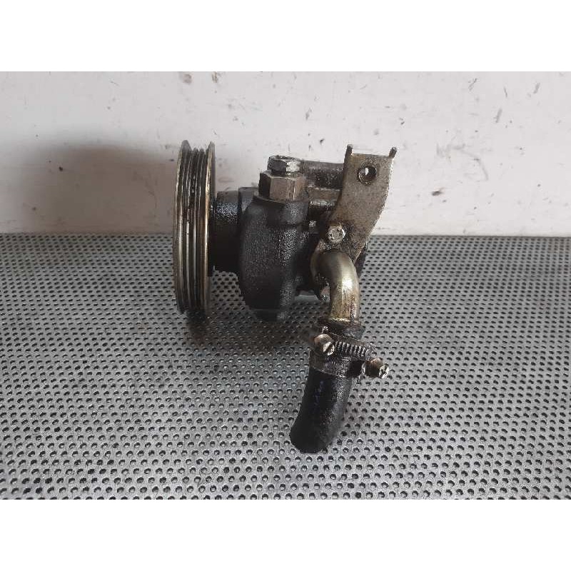 Recambio de bomba direccion para mg serie 200 (rf) 1.8 cat referencia OEM IAM QVB100690 120508238 HA