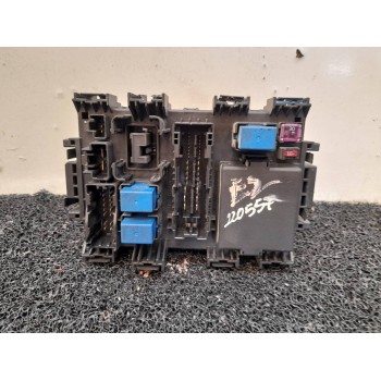CAJA RELES / FUSIBLES 3677068K01 36770M68K01 