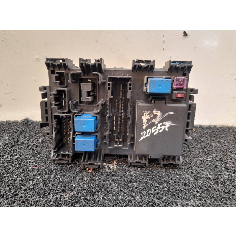 Recambio de caja reles / fusibles para suzuki alto amf 310 glx referencia OEM IAM 3677068K01 36770M68K01 