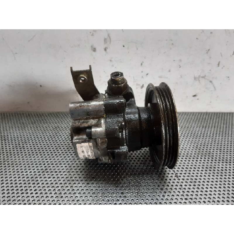 Recambio de bomba direccion para mg serie 200 (rf) 1.8 cat referencia OEM IAM QVB100690 120508238 HA 2