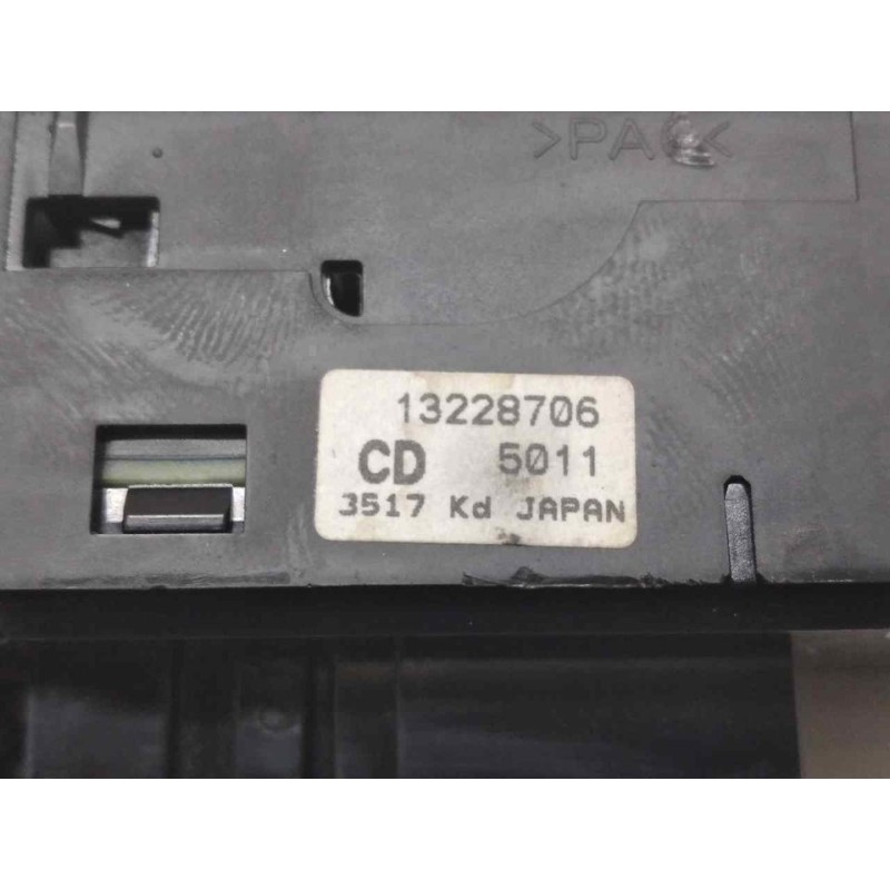 Recambio de mando elevalunas delantero izquierdo para opel astra h ber. cosmo referencia OEM IAM 13228706 2